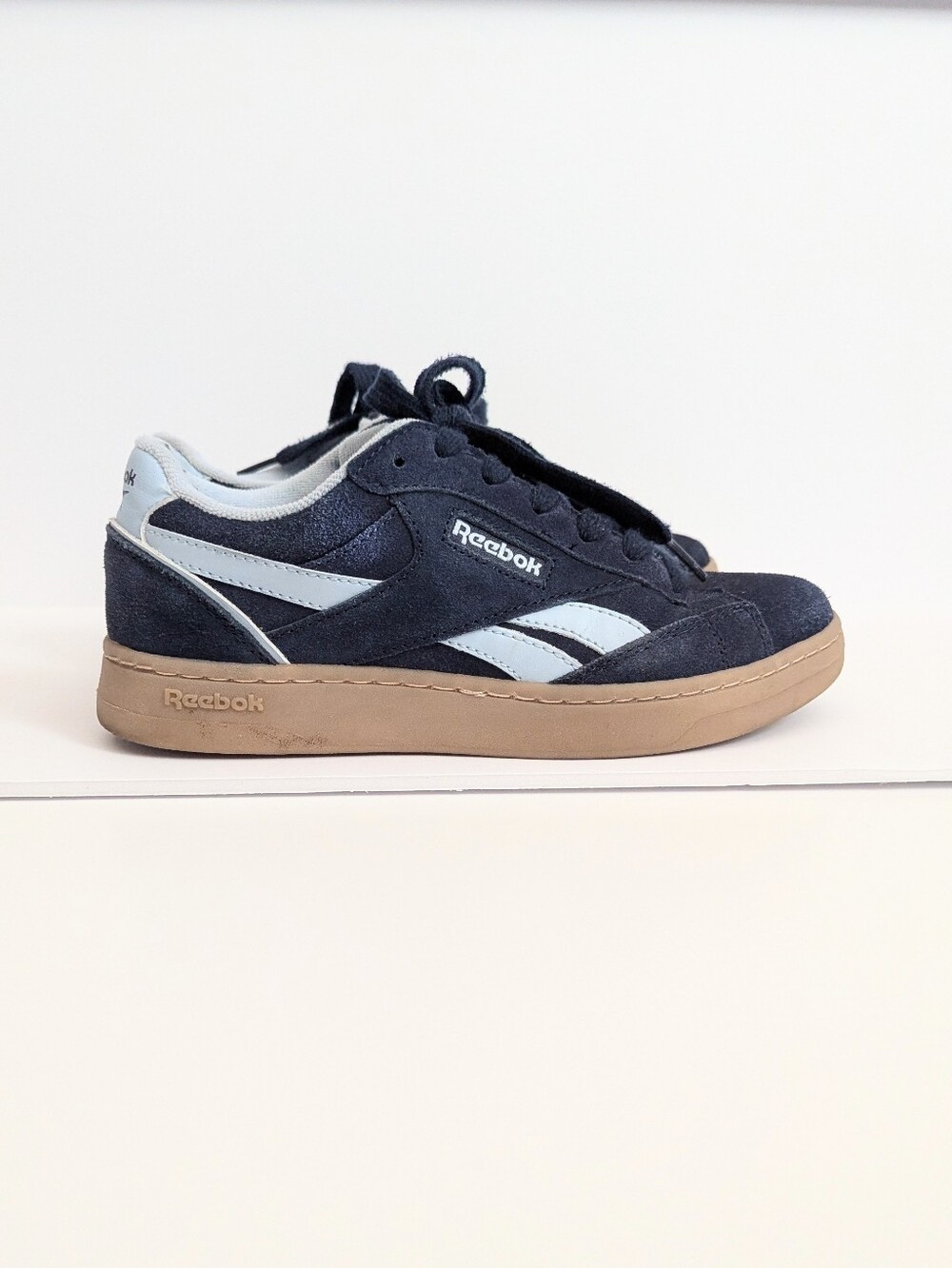 Reebok Forte Lounger Navy and Light Blue Suede Sneakers Women's 7